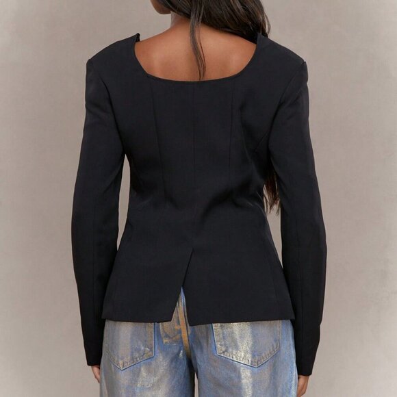 Black Casual Women's Tailored Buttoned Sweetheart Neck Tucked Jacket - Picture 2 of 4